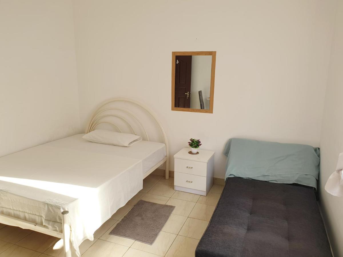 Guest House Mangui Baxu Rooms & Apartment Tarrafal  Eksteriør billede