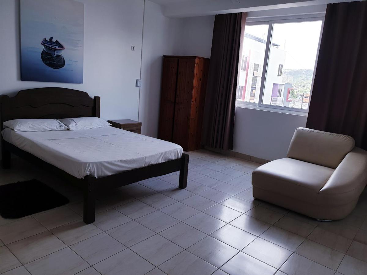 Guest House Mangui Baxu Rooms & Apartment Tarrafal  Eksteriør billede